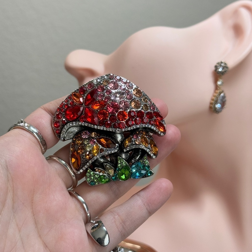 Multicolor Vibrant Crystal Mushroom Brooch - Picture 6 of 11
